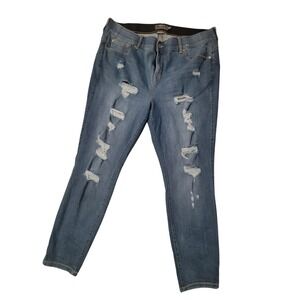 Torrid Bombshell Skinny Jeans 20S Blue Distressed‎ Ripped Premium Stretch Denim